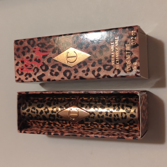 Charlotte Tilbury Hot Lips Lipstick in Glowing Jen - Picture 3 of 8